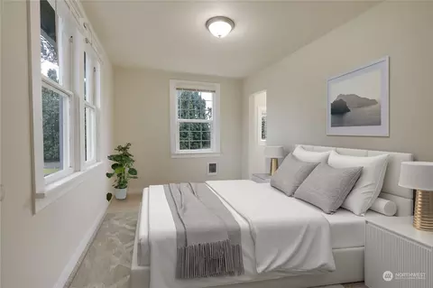 Bedroom - 6220 Parker Rd E, Sumner, WA 98390 photo 2 of 3