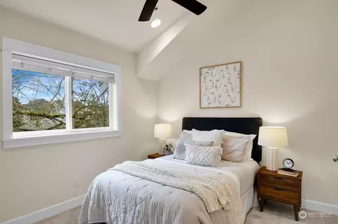 Bedroom - 2820 E Spring Street Ct, Seattle, WA 98122 photo 1 of 4