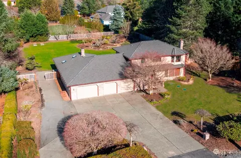 23616 SE 225th St, Maple Valley, WA 98038