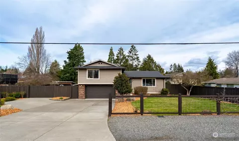 2838 Mcleod Rd, Bellingham, WA 98225