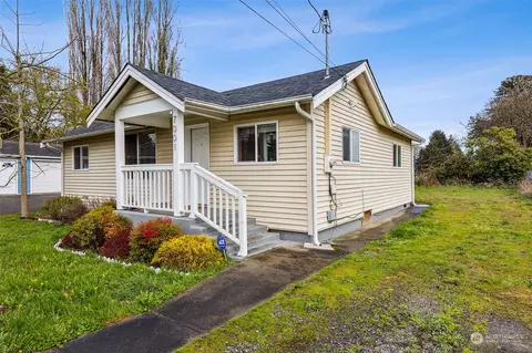 7001 E Mckinnley Ave, Tacoma, WA 98404