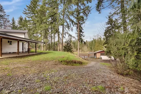 Exterior - 28515 30th Ave E, Spanaway, WA 98387 photo 5 of 12