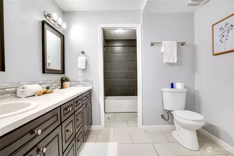 Bath - 28515 30th Ave E, Spanaway, WA 98387 photo 5 of 6