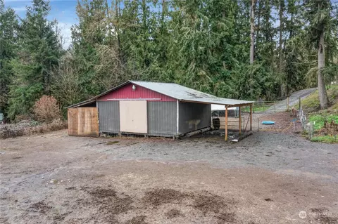Exterior - 28515 30th Ave E, Spanaway, WA 98387 photo 8 of 12