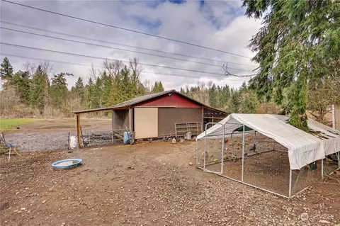 Exterior - 28515 30th Ave E, Spanaway, WA 98387 photo 6 of 12