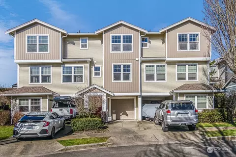 6831 Holly Park Dr S #E-2, Seattle, WA 98118