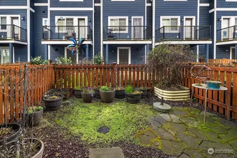 Exterior - 3403 31st Dr, Everett, WA 98201 photo 3 of 3