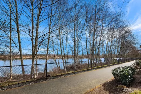 View/Area - 3403 31st Dr, Everett, WA 98201 photo 5 of 6