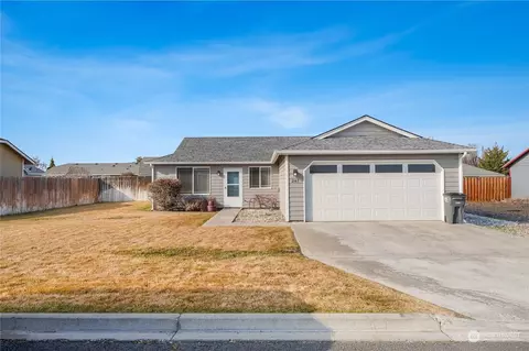 247 SE Ivy St, Ephrata, WA 98823