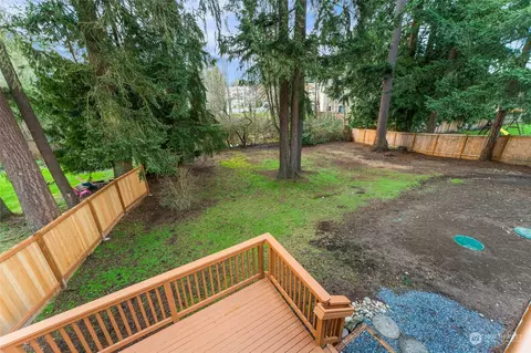 Exterior - 1133 121st Pl SE, Everett, WA 98208 photo 7 of 10