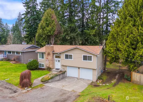 Exterior - 1133 121st Pl SE, Everett, WA 98208 photo 3 of 10