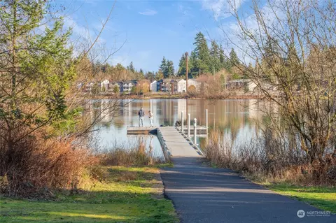 View/Area - 1133 121st Pl SE, Everett, WA 98208 photo 6 of 6