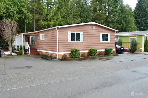 7701 Hardeson Rd #20, Everett, WA 98203