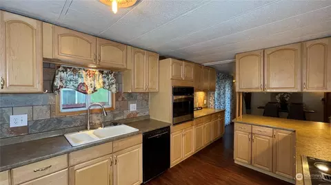 7701 Hardeson Rd #20, Everett, WA 98203 photo 8