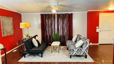 7701 Hardeson Rd #20, Everett, WA 98203 photo 3