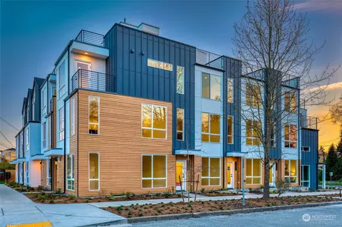 9259 Densmore Ave N, Seattle, WA 98103