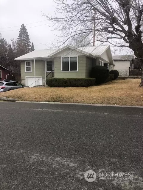 801 Cedar St, Coulee Dam, WA 99116
