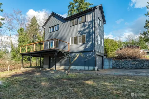 19583 Ridgewood Dr, Mount Vernon, WA 98274