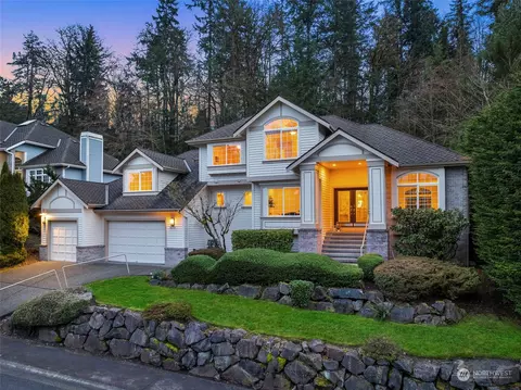 8215 147th Ave SE, Newcastle, WA 98059