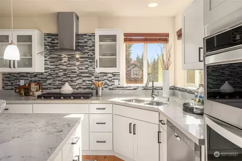 Kitchen - 3310 181st St SE, Bothell, WA 98012 photo 3 of 6
