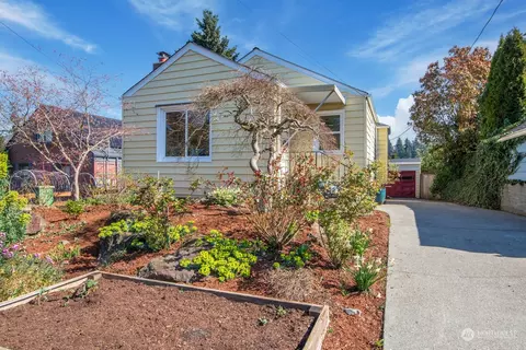 5468 57th Ave S, Seattle, WA 98118