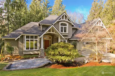 25 Mt Quay Dr NW, Issaquah, WA 98027