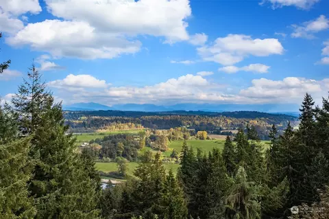 13608 242nd Ave NE, Woodinville, WA 98077