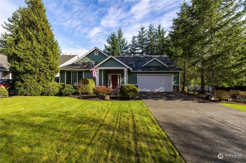 7037 SW Dunraven Ln, Port Orchard, WA 98367