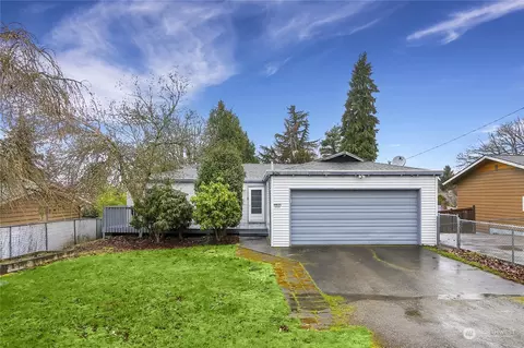 19835 105th Ave SE, Renton, WA 98055