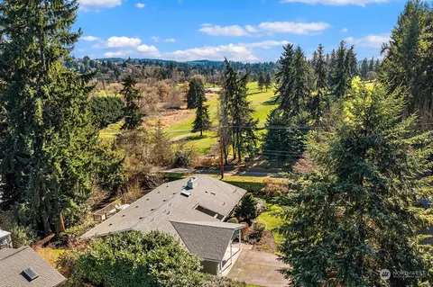 2402 80th Ave NE, Medina, WA 98039