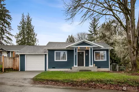 1001 Maine St, Milton, WA 98354