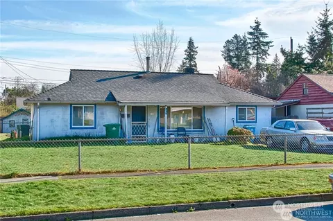 835 NE 190th St, Shoreline, WA 98155