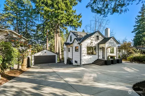 16740 Ashworth Ave N, Shoreline, WA 98133