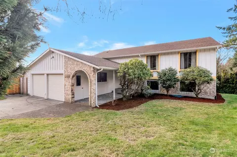 19213 35th Pl NE, Lake Forest Park, WA 98155