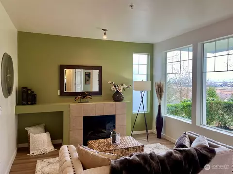21250 40th Way S #A, Seatac, WA 98198