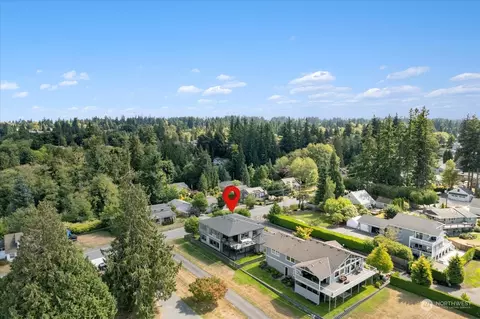 View/Area - 4620 Seahurst Ave, Everett, WA 98203 photo 1 of 4