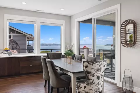 Dining - 4620 Seahurst Ave, Everett, WA 98203 photo 1 of 1