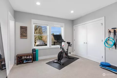 Other - 4620 Seahurst Ave, Everett, WA 98203 photo 3 of 4