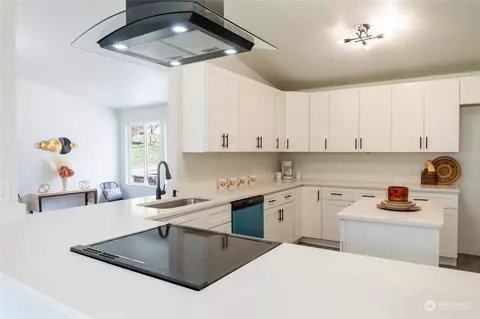 Kitchen - 9287 Olson Rd NW, Bremerton, WA 98311 photo 1 of 4