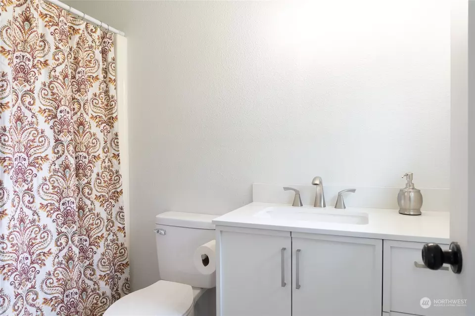 Bath - 9287 Olson Rd NW, Bremerton, WA 98311 photo 2 of 2
