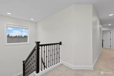 Entry Way - 4123 175th Pl SE, Bothell, WA 98012 photo 3 of 4