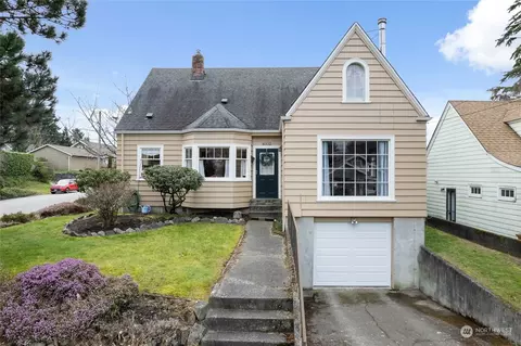 4102 N 25th St, Tacoma, WA 98406