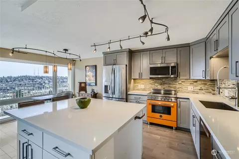 525 Belmont Ave E #7C, Seattle, WA 98102