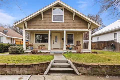 Exterior - 26 E Chestnut St, Walla Walla, WA 99362 photo 2 of 6