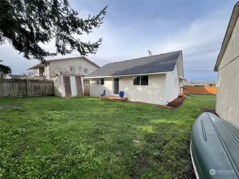 Exterior - 137 E Fir St, Sequim, WA 98382 photo 7 of 7