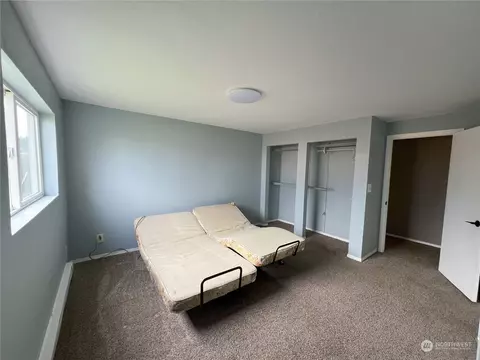 Bedroom - 137 E Fir St, Sequim, WA 98382 photo 2 of 5