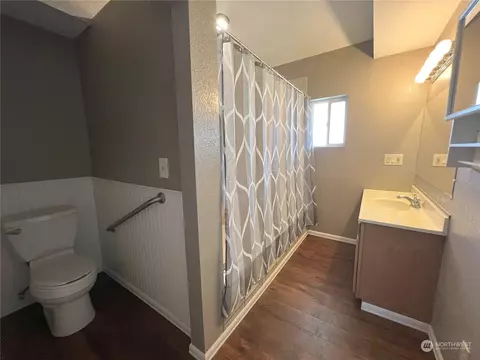 Entry Way - 137 E Fir St, Sequim, WA 98382 photo 2 of 4
