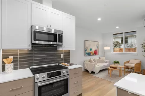 Kitchen - 448 B 25th Ave E, Seattle, WA 98112 photo 4 of 5