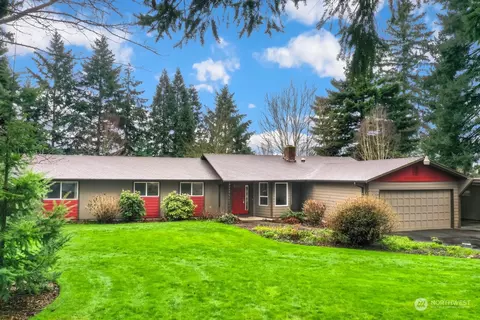 15005 NE 71st St, Vancouver, WA 98682