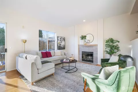 Living - 215 22nd Ave E, Seattle, WA 98112 photo 1 of 6